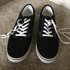 Black Vans Size 9